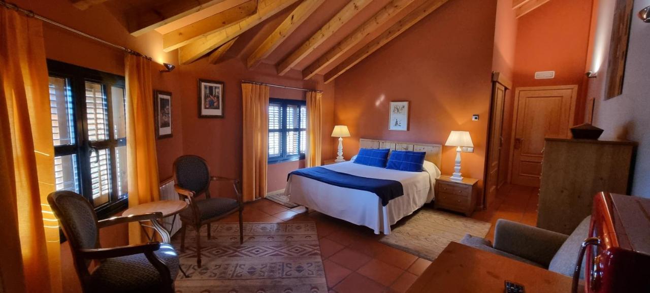 Hotel Sara De Ur La Cabrera Kültér fotó