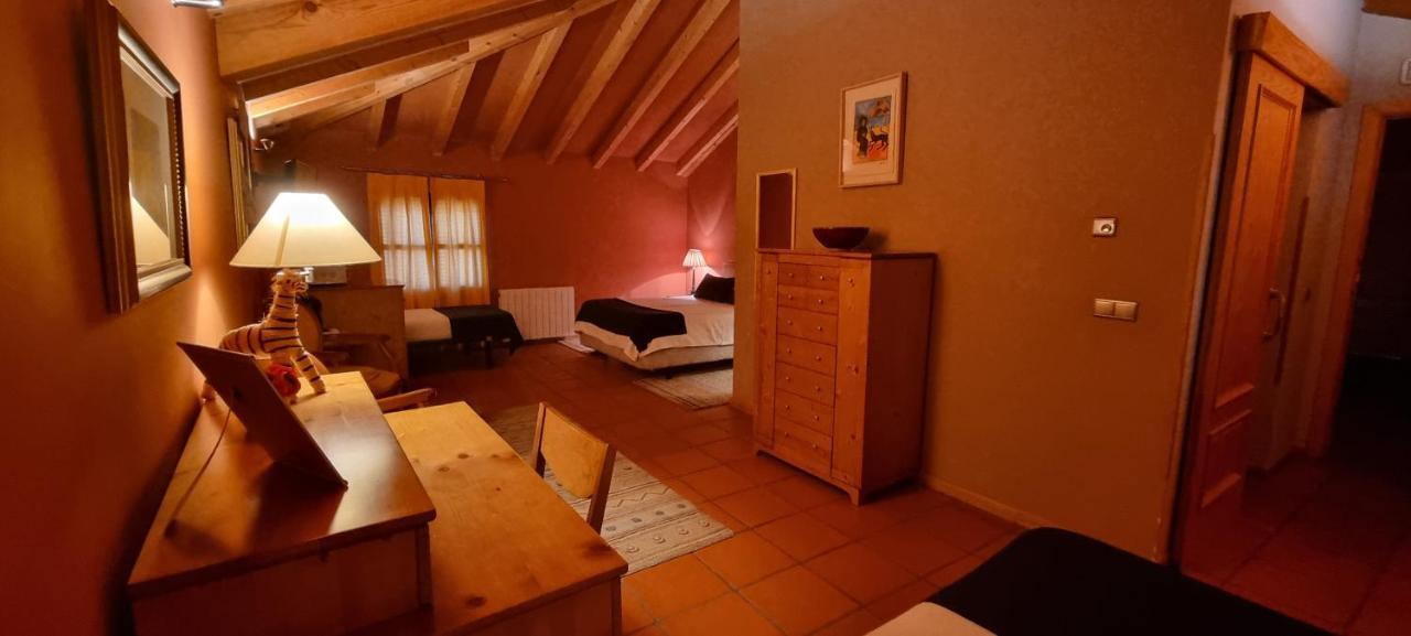 Hotel Sara De Ur La Cabrera Kültér fotó