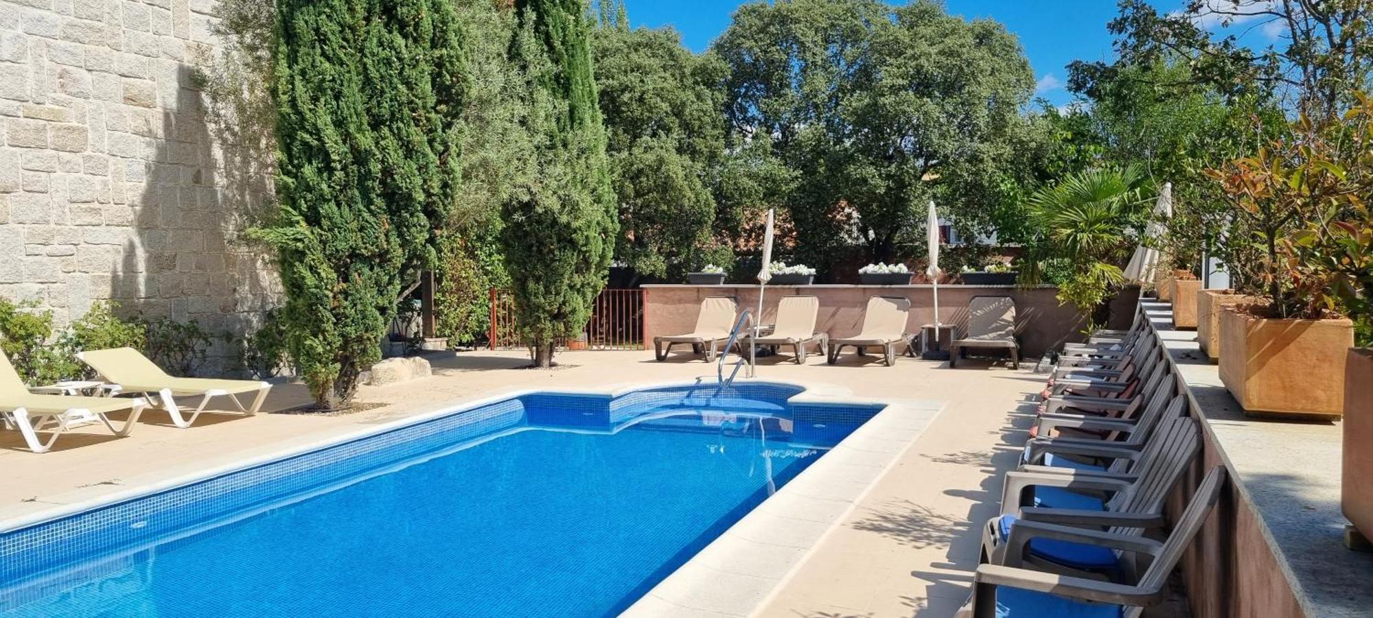 Hotel Sara De Ur La Cabrera Kültér fotó