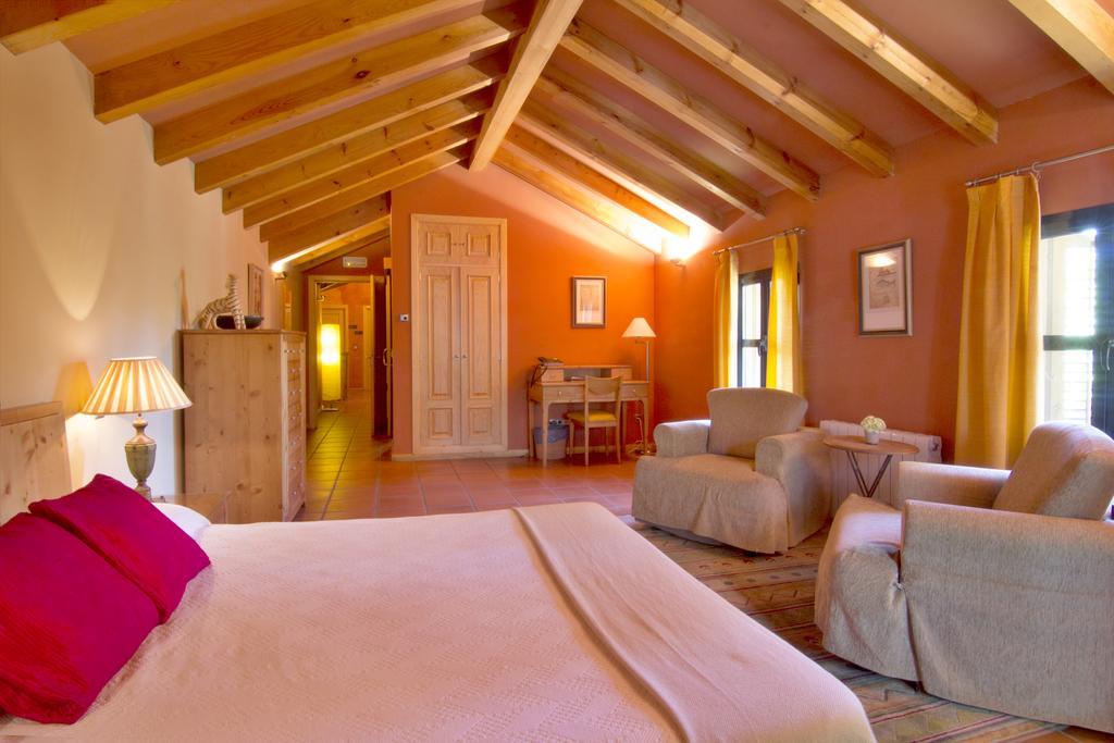 Hotel Sara De Ur La Cabrera Kültér fotó