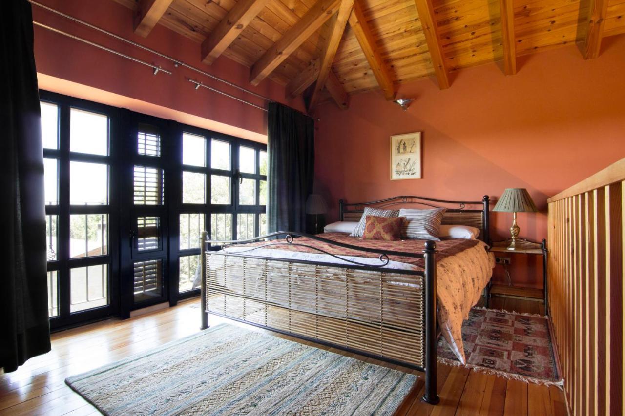 Hotel Sara De Ur La Cabrera Kültér fotó