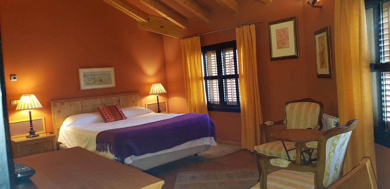Hotel Sara De Ur La Cabrera Kültér fotó