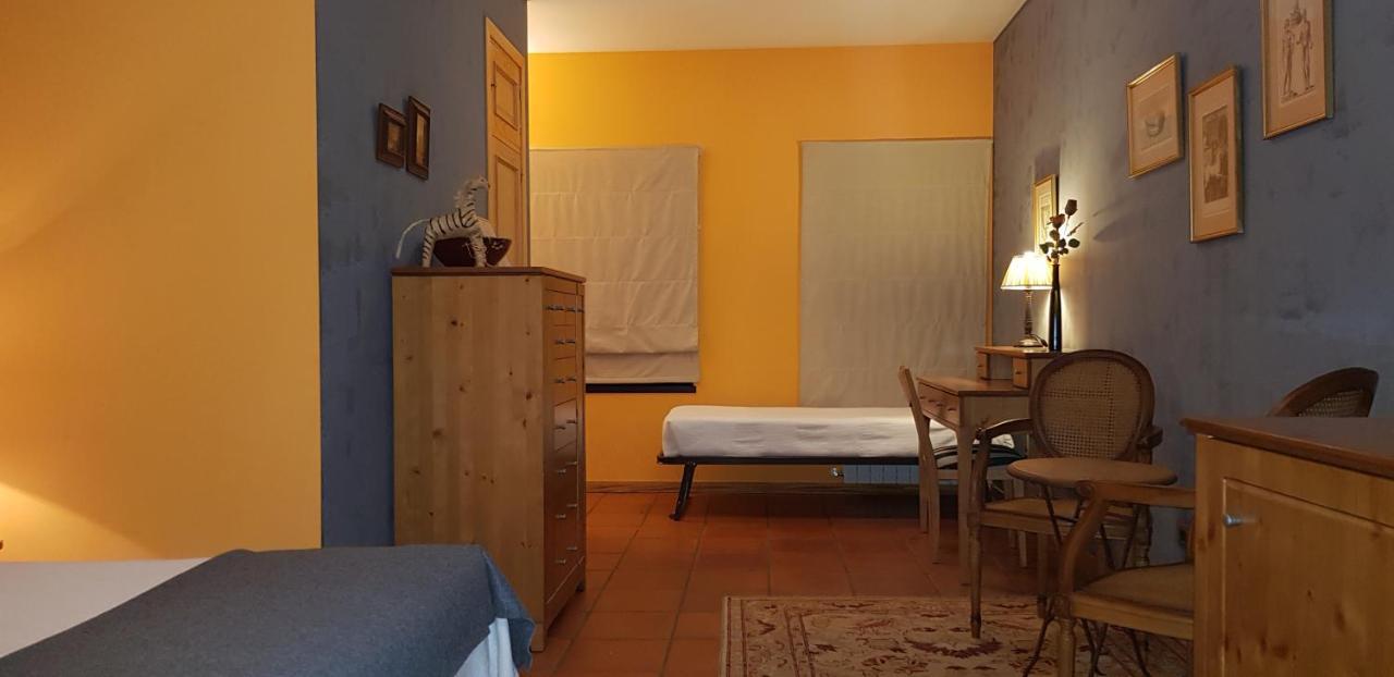 Hotel Sara De Ur La Cabrera Kültér fotó