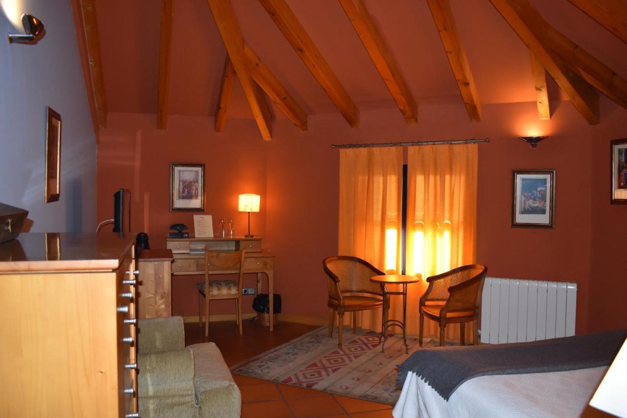 Hotel Sara De Ur La Cabrera Kültér fotó
