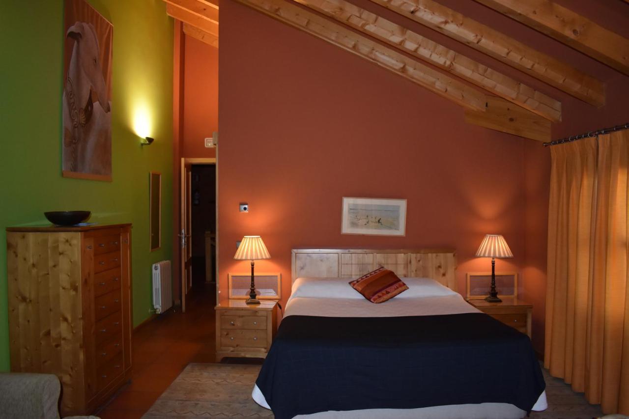 Hotel Sara De Ur La Cabrera Kültér fotó